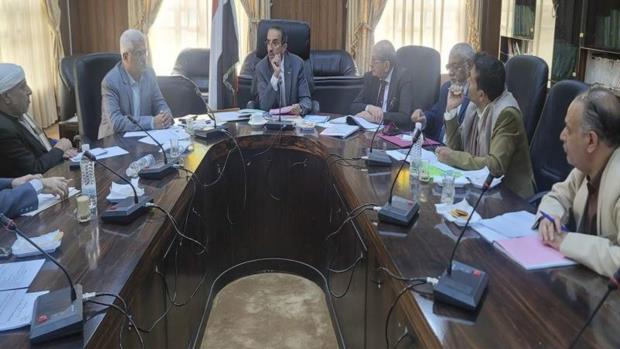 لجنة حصر وتقييم أضرار العدوان تناقش آلية تنفيذ خطة عملها