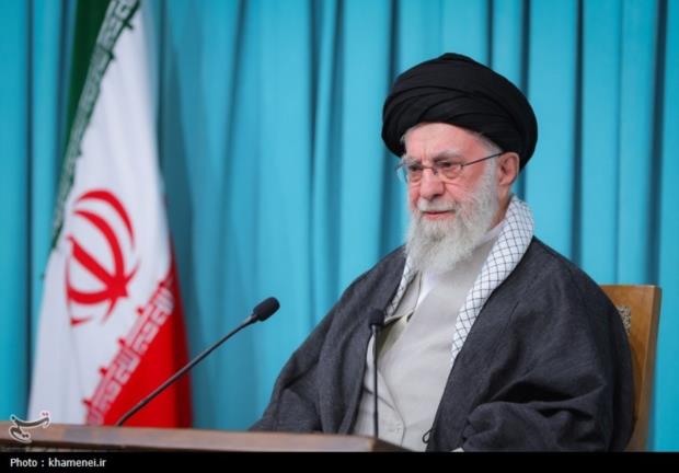 الامام الخامنئي: حزب الله باق ولا يستهان به .. لا فائدة من التفاوض مع امريكا