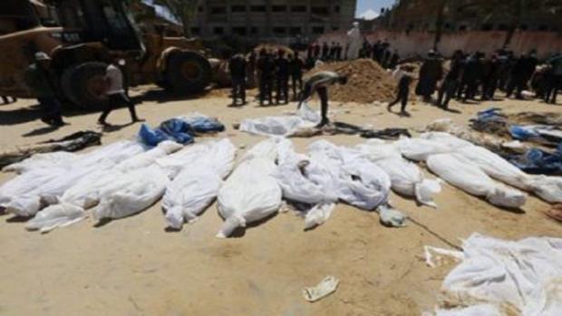 انتشال 73 جثة تباعا لجرائم العدو الإسرائيلي في مستشفى ناصر