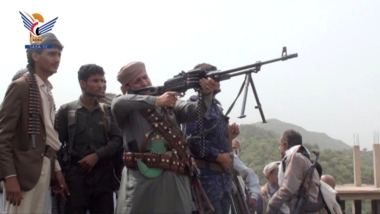 إب .. مناورة لخريجي التعبئة ووقفة ضد العدوان الصهيوني