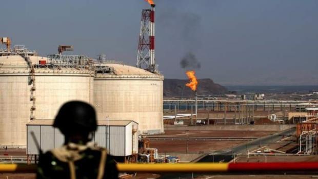 المسيرة تحصل على وثائق تكشف اتهام “بترو مسيلة” لقوات ما يسمى العمالقة بسرقة النفط