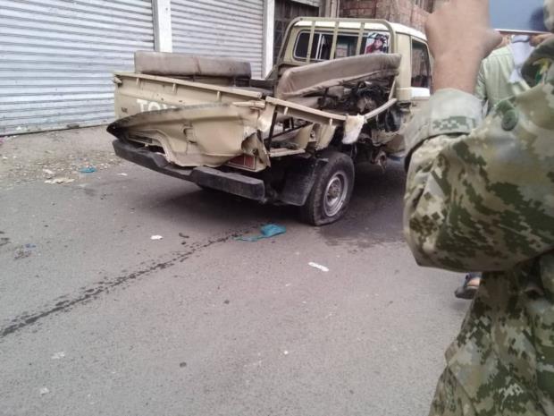 انفجار عبوة ناسفة بطقم تابع المرتزقة بشارع جمال بمحافظة تعز 
‎‌‎‌‌