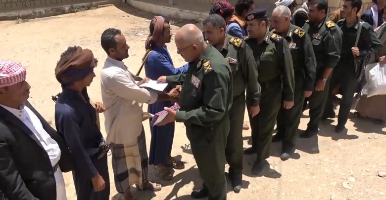 زيارات عيدية نفذها قيادات من وزارة الداخلية للمرابطين من رجال الأمن في محافظة الجوف