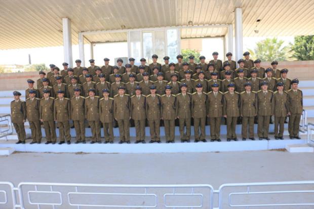 الأفعال الموجبة لإلغاء الإمتحان في مادة أو أكثر أو الحجز الإنفرادي لمدة لا تزيد عن أربعة عشر يوماً .
