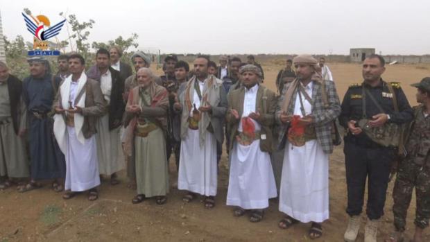 قيادات محافظة الجوف تنفذ زيارات عيدية تفقدية للمرابطين في النقاط والأجهزة الأمنية