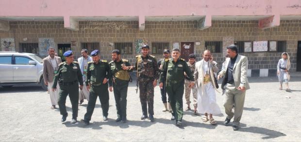 مدير أمن حجة يرأس اجتماعاً أمنياً ويتفقد مراكز امتحانات الثانوية وأنشطة المدارس الصيفية
