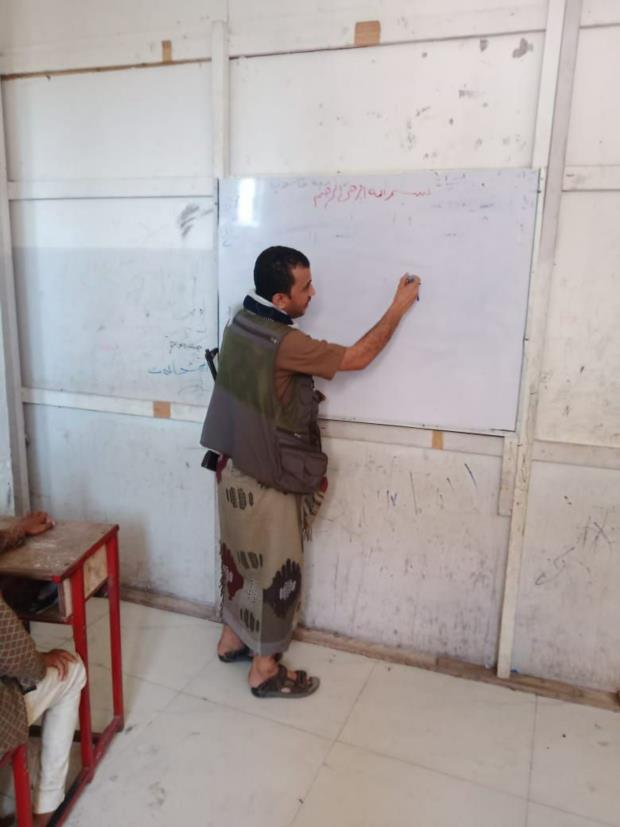 زيارات تفقدية لسير الدورات الصيفية في مديريتي السخنة والتحيتا بالحديدة