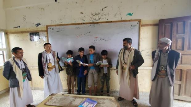 عركاض والطاووس يتفقدان أنشطة الدورات الصيفية في مدينة المحويت
