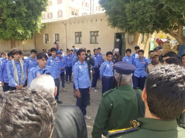 أمن منطقة الثورة بأمانة العاصمة يدشن حملة التوعية الأمنية أمننا مسؤوليتنا بالمدارس الصيفية