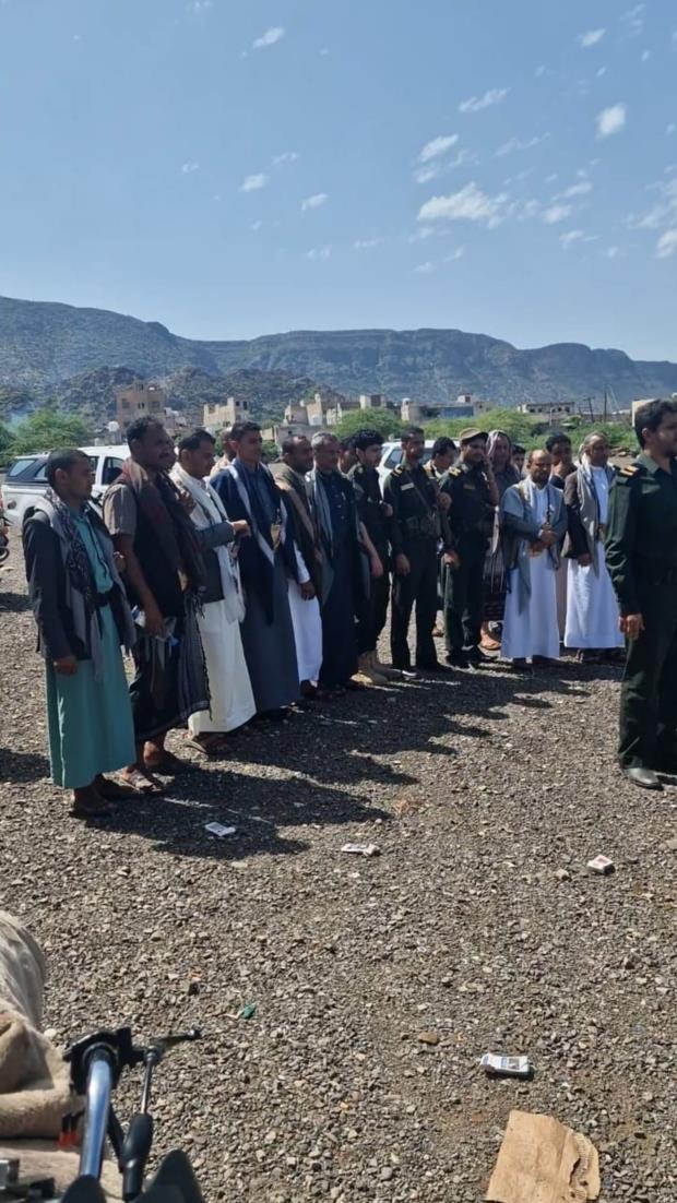 قيادة أمنية بتعز تتفقد المرابطين في النقاط والمراكز الشرطية بمقبنة والتعزية