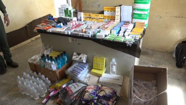 الطب الوقائي بوزارة الداخلية يسلم أدوية ومستلزمات طبية لنزلاء الإصلاحيات الاحتياطية بريمة